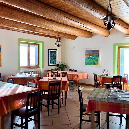 Agriturismo Cavria Castione Andevenno Eksteriør bilde